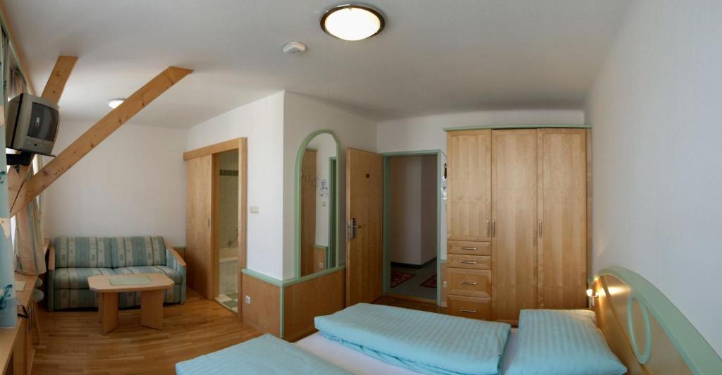 Hotel Zum Kirchenwirt Mariazell Rom bilde