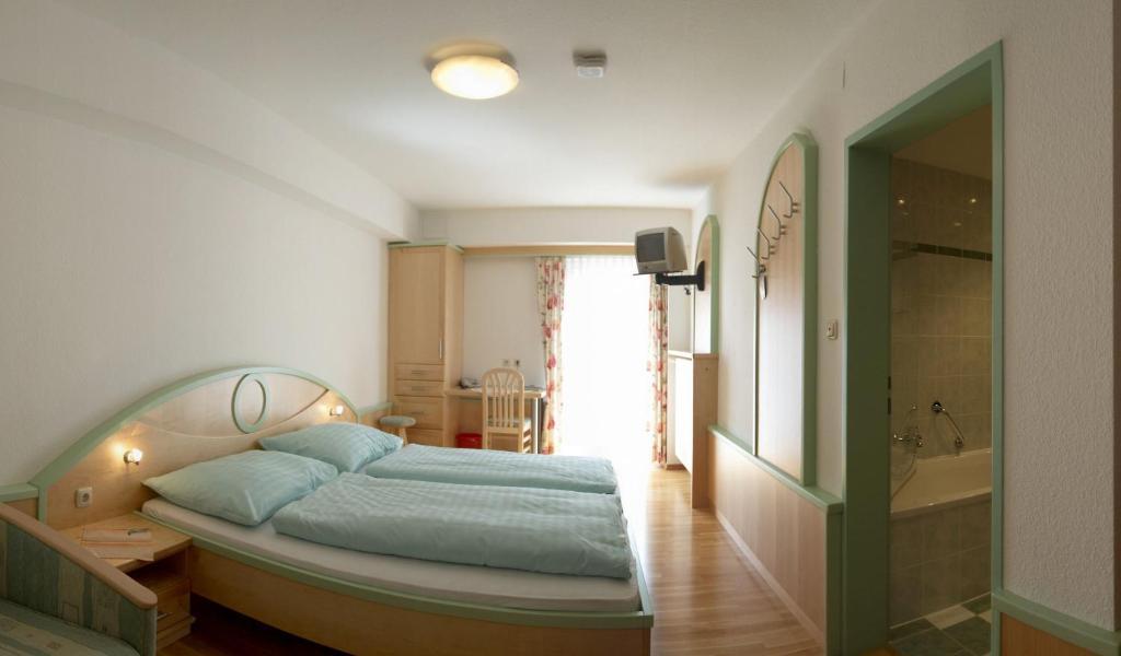 Hotel Zum Kirchenwirt Mariazell Rom bilde